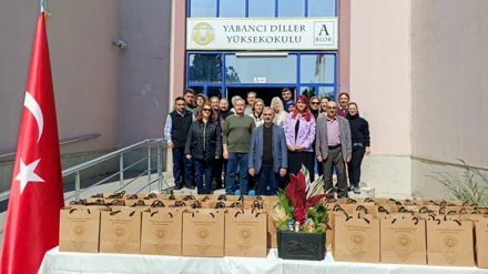 Selçuk Üniversitesinde öğrencilere iftariyelik kumanya dağıtıldı